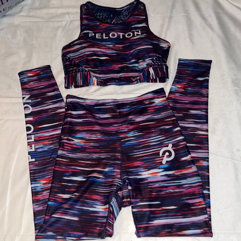 Women’s Peloton Sports bra and leggings matching set